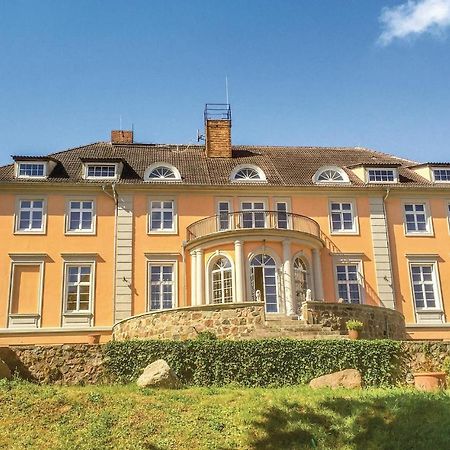 Herrenhaus Luebbenow Екстер'єр фото
