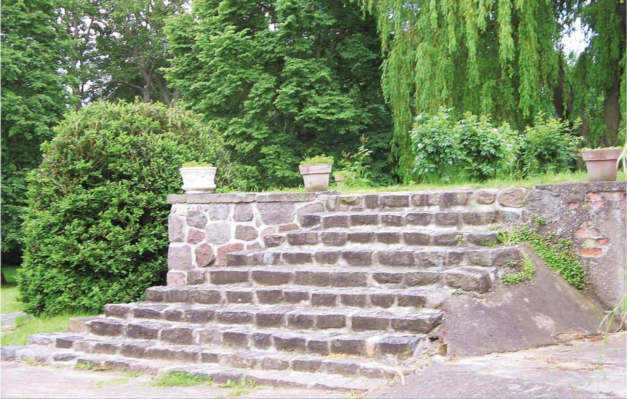 Herrenhaus Luebbenow Екстер'єр фото